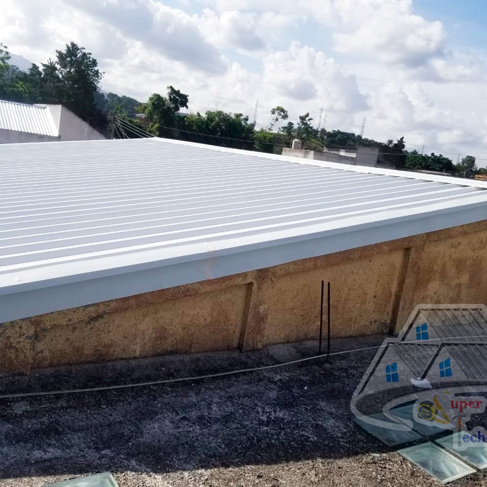 Cambio de lámina de duralita por cubierta de lámina troquelada-ST 100 proyecto casa San Cristóbal